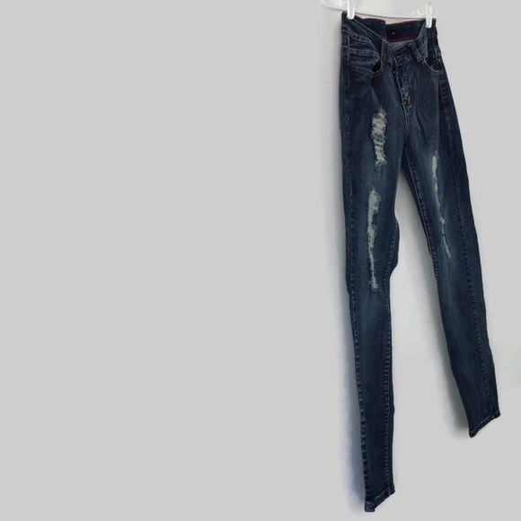 Forever 21 Jeans Mid Rise Straight Distressed Blue Dark Wash - Picture 3 of 11